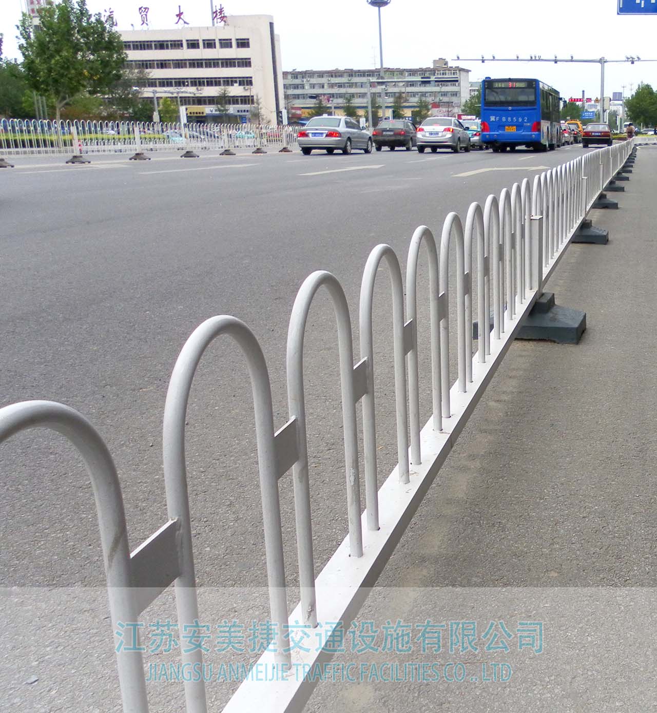我公司2020年度在邵陽市公安局交通警察支隊道路機非隔離護欄采購項目中標！
