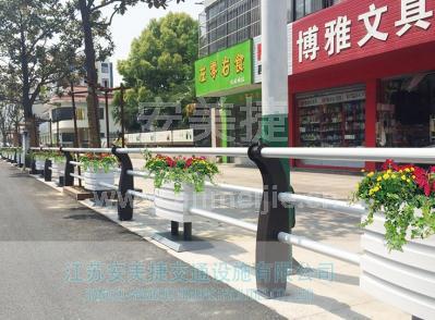花箱隔離護欄