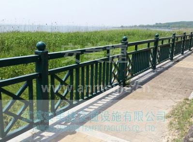 外緣隔離護(hù)欄