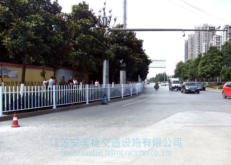 穿插式護(hù)欄1-4.jpg